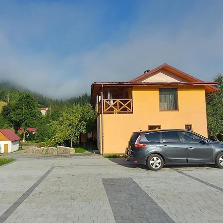 Захід Сонця Hotel Славске Екстериор снимка