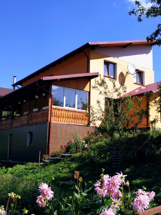 Захід Сонця Hotel Славске Екстериор снимка